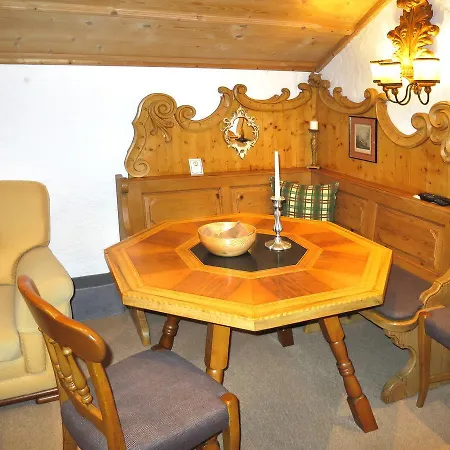 Haus Ostler 210w *